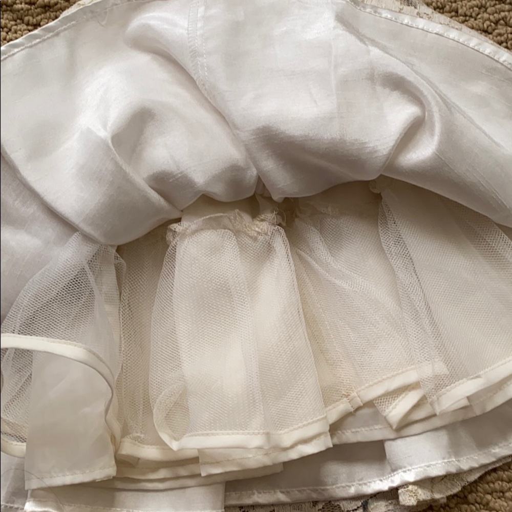 Infant cream lace holiday dress with black bow - Picture 7 of 8